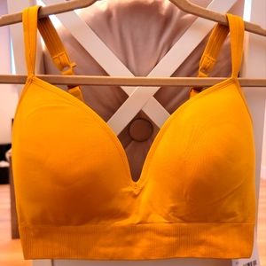 Athleta New yellow small sports bra